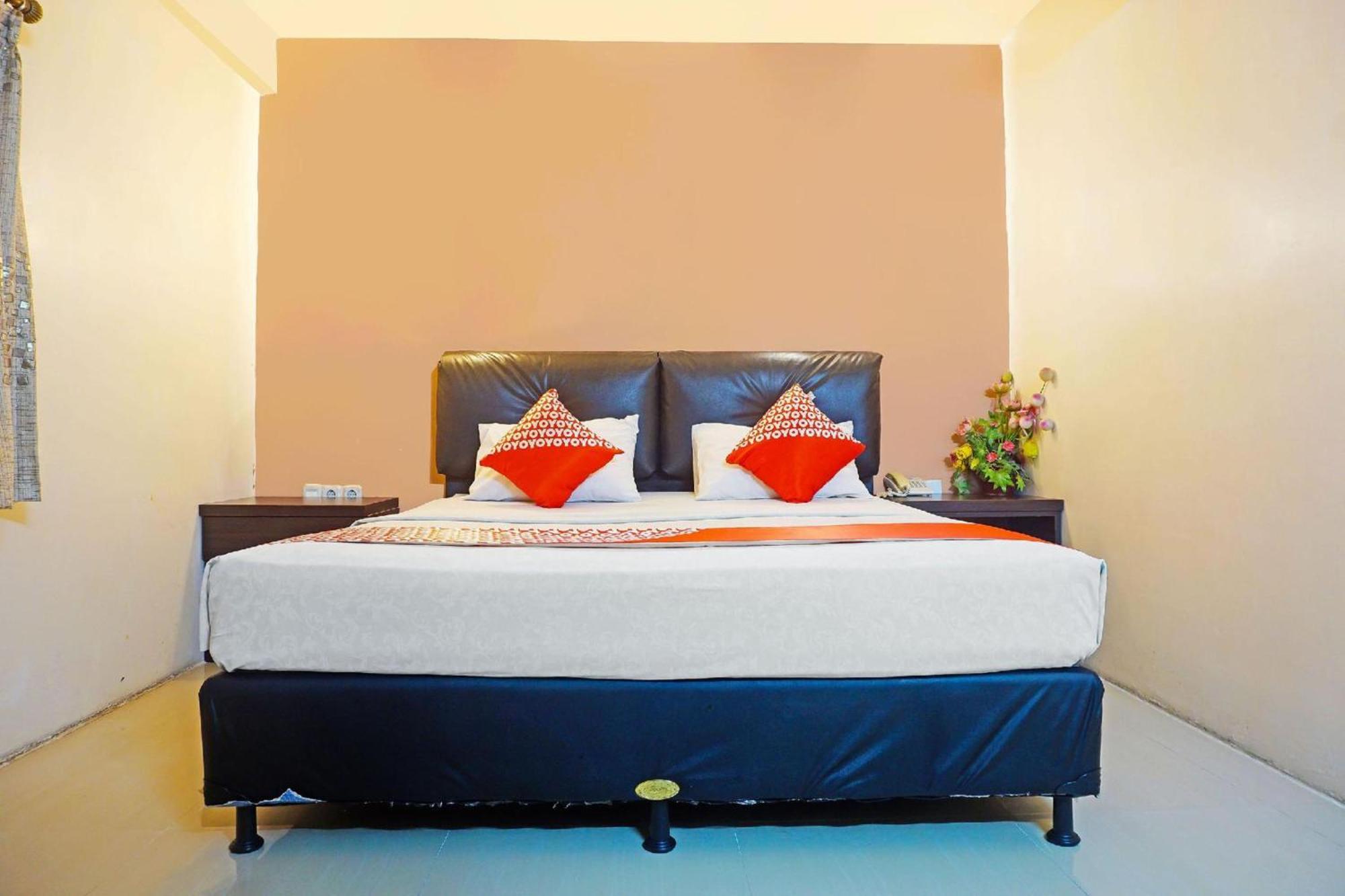 Collection O Losari Near Pantai Losari Formerly Grand Populer Hotel 3*